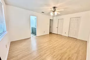 2128 Cay Ct, Irving, TX 75060 - Photo 9