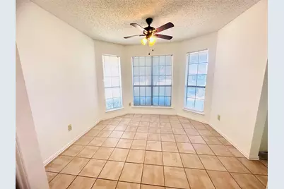 2128 Cay Court, Irving, TX 75060 - Photo 7