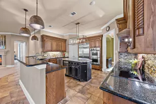 110 Eagle Point Dr, Waxahachie, TX 75165 - Photo 11