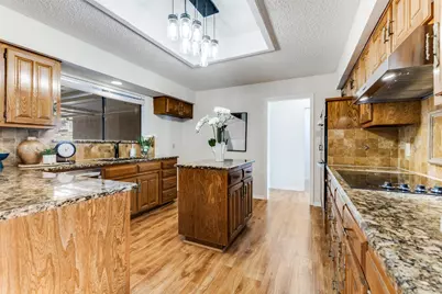 3802 Woodside Drive, Arlington, TX 76016 - Photo 5