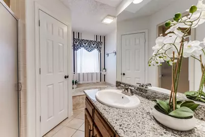 3802 Woodside Drive, Arlington, TX 76016 - Photo 11