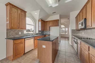 920 Melissa Drive, Waxahachie, TX 75167 - Photo 13