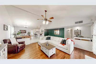 4325 Avon Court, Flower Mound, TX 75028 - Photo 9