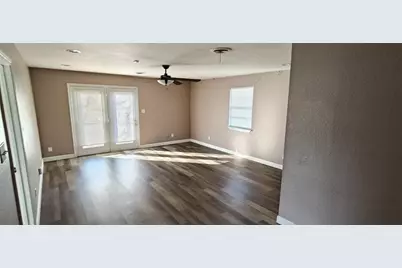 2532 Ryan Avenue, Fort Worth, TX 76110 - Photo 5