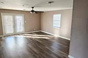 2532 Ryan Ave, Fort Worth, TX 76110 - Photo 5