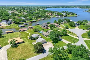 114 E Seminole Dr, Lake Kiowa, TX 76240 - Photo 35