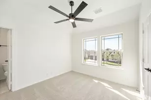 305 Bowrider Ln, Granbury, TX 76049 - Photo 25