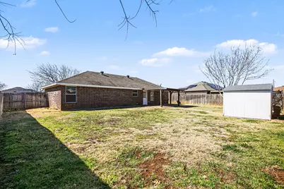 1307 Lynnwood Drive, Cleburne, TX 76033 - Photo 21