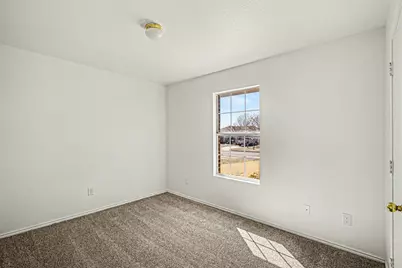 1307 Lynnwood Drive, Cleburne, TX 76033 - Photo 17