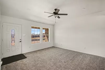 1307 Lynnwood Drive, Cleburne, TX 76033 - Photo 7