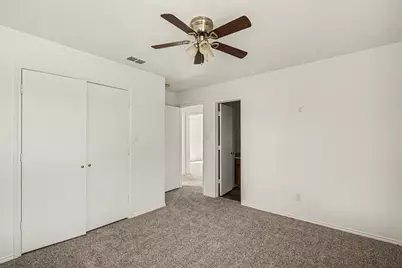 1307 Lynnwood Drive, Cleburne, TX 76033 - Photo 15