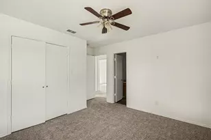 1307 Lynnwood Dr, Cleburne, TX 76033 - Photo 15