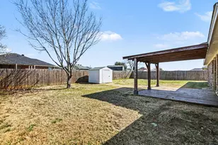 1307 Lynnwood Dr, Cleburne, TX 76033 - Photo 23