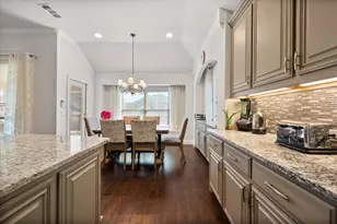 1105 Foxtail Dr, Mansfield, TX 76063 - Photo 7