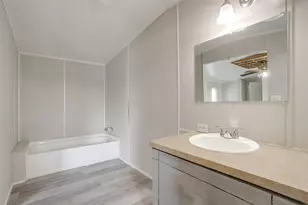 1021 Tanglewood Dr, Alvarado, TX 76009 - Photo 25