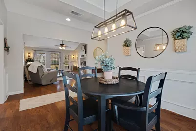 2109 Mayfield Circle, Corinth, TX 76208 - Photo 7