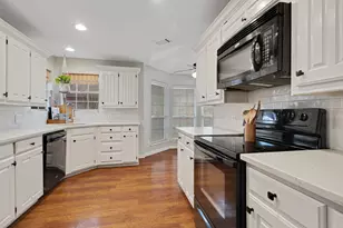 2109 Mayfield Cir, Corinth, TX 76208 - Photo 9