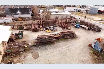 111 E Liberty Street, Pilot Point, TX 76258 - Photo 5