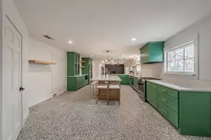 5917 Jacqueline Rd, Fort Worth, TX 76112 - Photo 13