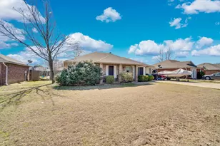 114 Janis St, Alvarado, TX 76009 - Photo 23