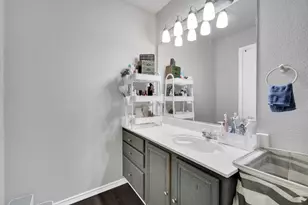 114 Janis St, Alvarado, TX 76009 - Photo 15