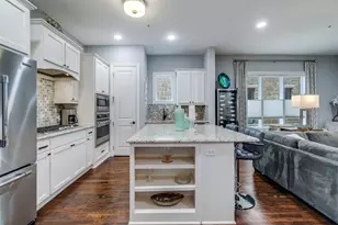 2811 Hood St, Dallas, TX 75219 - Photo 11