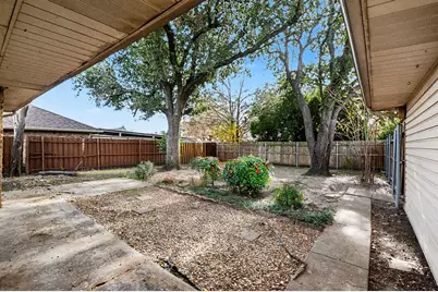 1950 Westminster Drive, Carrollton, TX 75007 - Photo 25