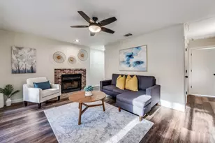 2100 Rainbow Dr, Arlington, TX 76011 - Photo 3