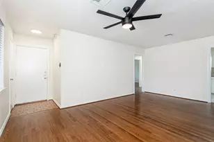 6908 Wake Forrest Dr, Dallas, TX 75214 - Photo 3