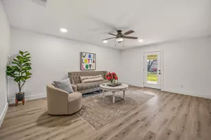 130 Omaha, Stephenville, TX 76401 - Photo 3