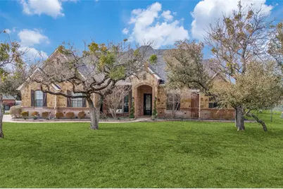 10009 Allen Mill Court, Fort Worth, TX 76135 - Photo 3