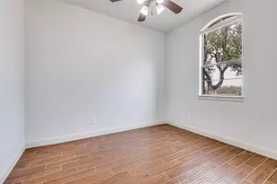 10009 Allen Mill Ct, Fort Worth, TX 76135 - Photo 31