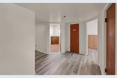 202 N Avenue G, Clifton, TX 76634 - Photo 13