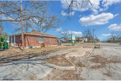 202 N Avenue G, Clifton, TX 76634 - Photo 19