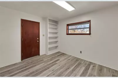 202 N Avenue G, Clifton, TX 76634 - Photo 11