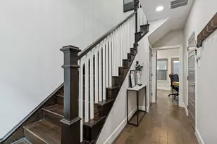 762 Spanish Oaks Pl, Dallas, TX 75204 - Photo 3