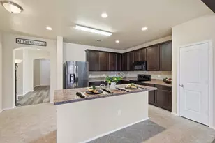 921 John Kennedy Dr, Saginaw, TX 76179 - Photo 9