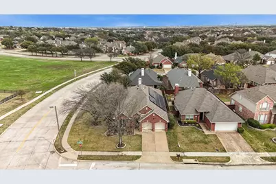 9436 Ponderosa Trail, Irving, TX 75063 - Photo 35