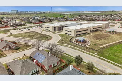 9436 Ponderosa Trail, Irving, TX 75063 - Photo 39