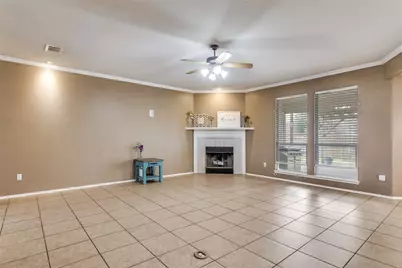221 Rose Avenue, Cleburne, TX 76033 - Photo 9