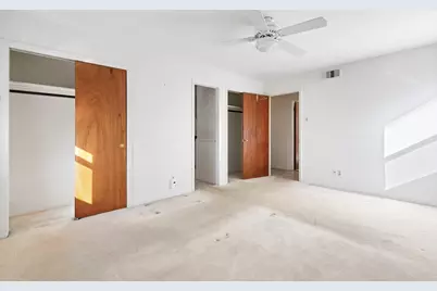 10236 Mapleridge Drive, Dallas, TX 75238 - Photo 15