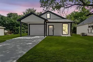 705 E Hanna St, Denison, TX 75021 - Photo 1