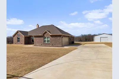 3021 Alvin Court, Cleburne, TX 76031 - Photo 3