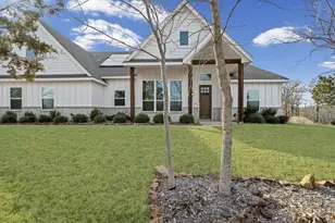 1045 Churchill Ln, Millsap, TX 76066 - Photo 1