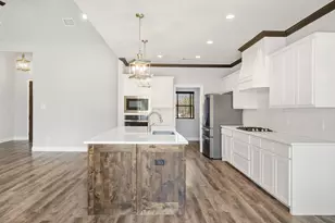 1045 Churchill Ln, Millsap, TX 76066 - Photo 15