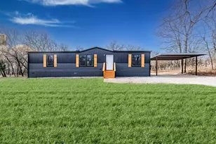 300 Huddleston Rd, Sunset, TX 76270 - Photo 1