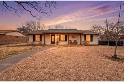 102 N Valley Street, Red Oak, TX 75154 - Photo 1