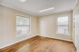 6612 E Mockingbird Ln, Dallas, TX 75214 - Photo 17