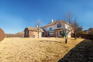 2301 Emerald Lake Ln, Little Elm, TX 75068 - Photo 35