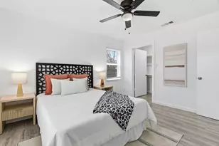 2009 Barton Dr, Arlington, TX 76010 - Photo 13